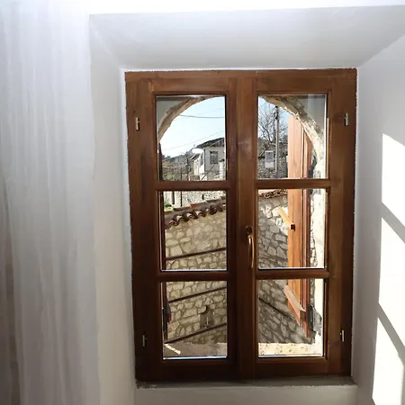 Hera Guest Haus * Berat