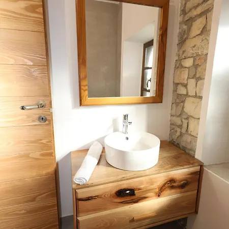 Hera Guest Haus *